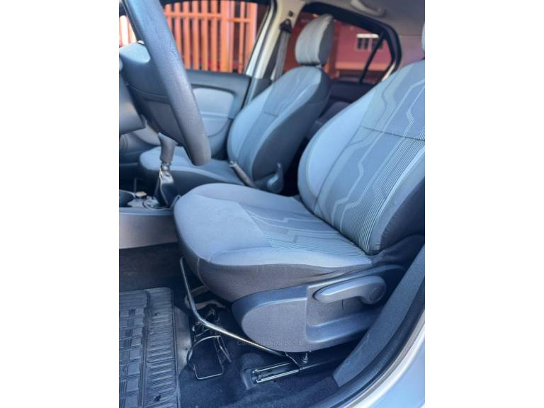 RENAULT - LOGAN - 2014/2014 - Prata - R$ 39.900,00