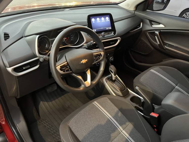 CHEVROLET - TRACKER - 2022/2023 - Vermelha - R$ 104.900,00