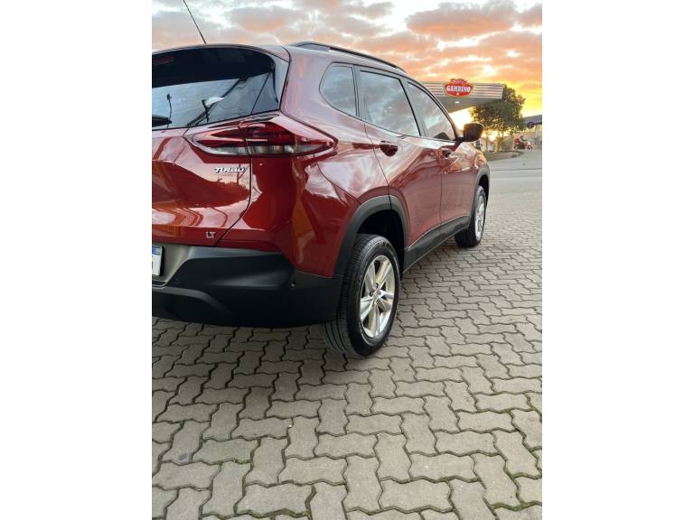 CHEVROLET - TRACKER - 2022/2023 - Vermelha - R$ 104.900,00