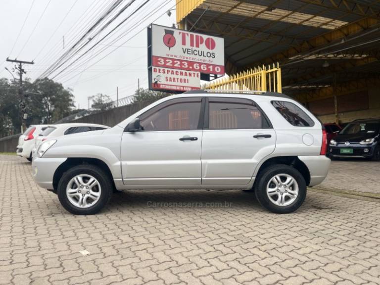 KIA MOTORS - SPORTAGE - 2008/2008 - Prata - R$ 36.900,00
