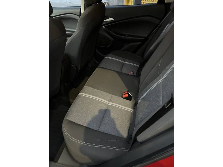 CHEVROLET - TRACKER - 2022/2023 - Vermelha - R$ 104.900,00