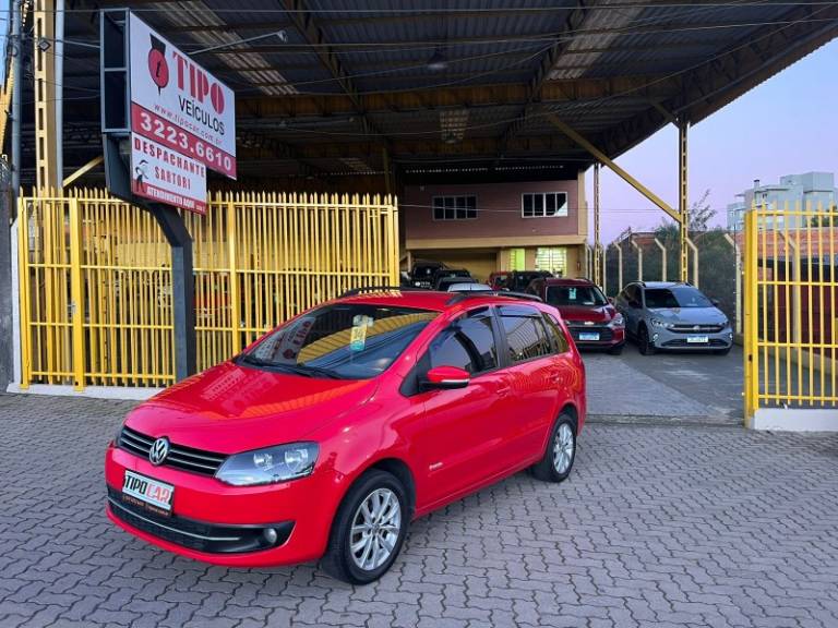 VOLKSWAGEN - SPACEFOX - 2014/2014 - Vermelha - R$ 44.800,00